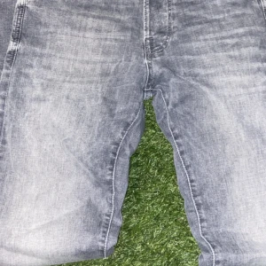 Slim jeans   - Slim jeans från Jack and Jones i nyskick 