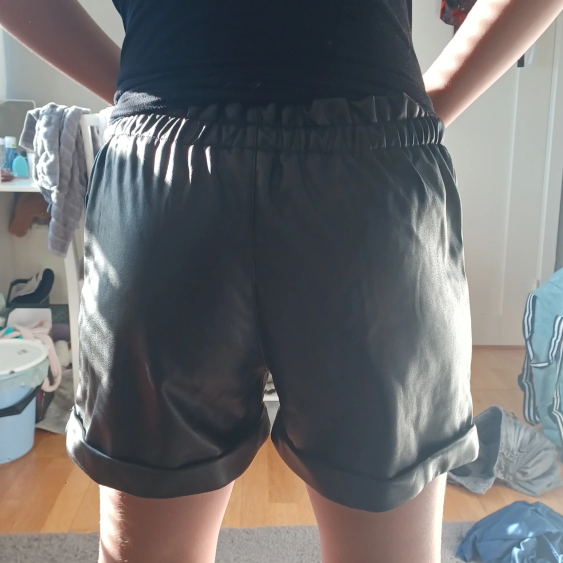 Skin shorts svarta - 90