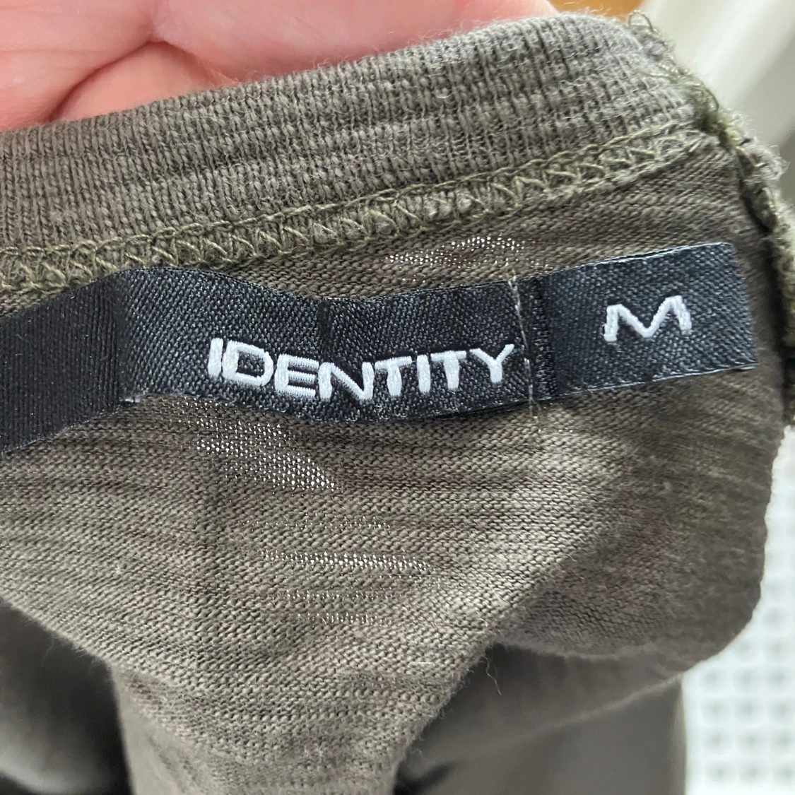 Helt ny tröja med motiv och glitter - 93