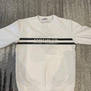 Moncler tröja