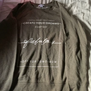 Tjocktröja - Bra och fin 