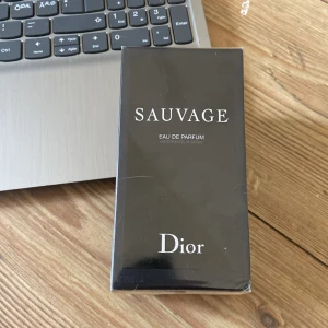 SAUVAGE DIOR  - Oöppnad 