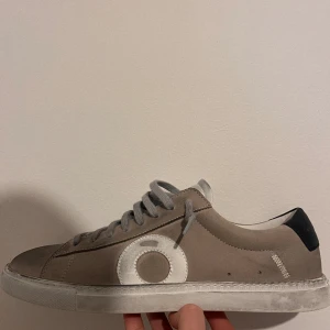 Oliver Cabell skor - Dessa Oliver Cabell skor är i 9/10 skick och är riktigt feta. Pris kan diskuteras. Nypris: 3600kr