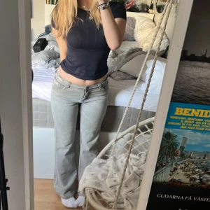 lågmidjade bootcut jeans!  - jättefina jeans med viss stretch i midjan!:) 