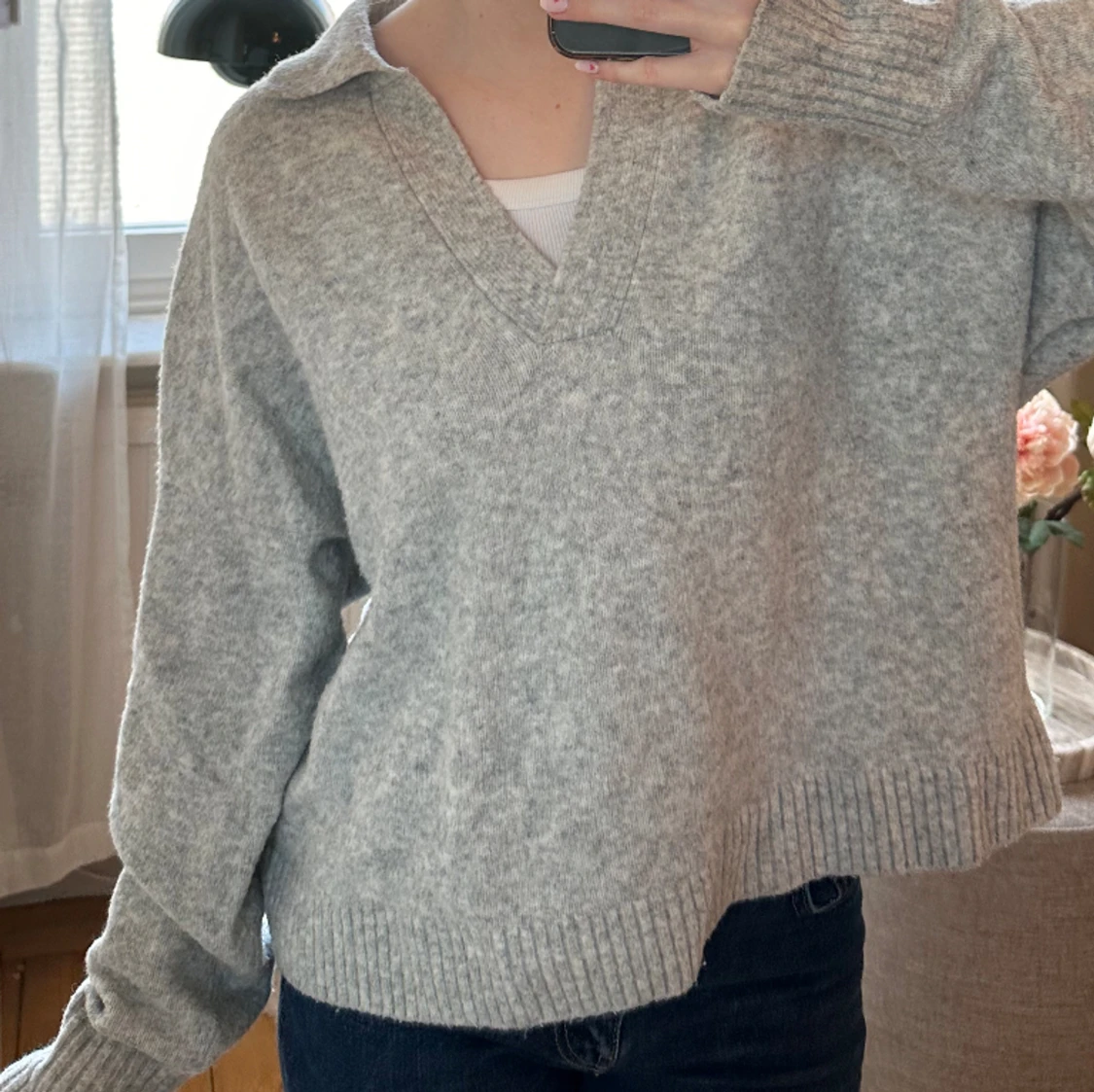 Grå stickad tröja - 90