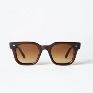 Chimi 04 coco  - Chimi 04 Brown / coco💕  Lägger upp dessa igen så att jag kan markera endast ett par av glasögonen jag säljer som sålda!   Storlek regular Skriv privat för fler bilder☺️ Box osv ingår dessvärre inte då jag tyvär tappat bort det där av priset!