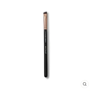 ögonbryns borste  - säljer min helt nya ögonbryns borste från hickap 💓