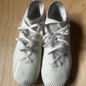 adidas X Speedportal .3 FG Pearlized - Vit/Svart - Mer beige färgen nu än vit Använd några gånger
