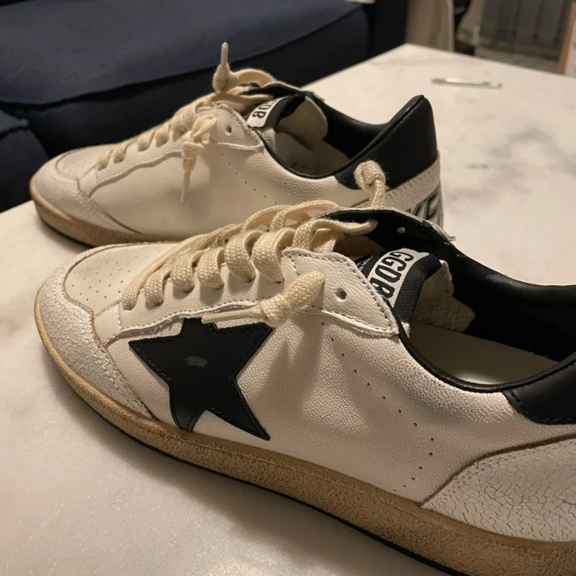 Golden goose - 90
