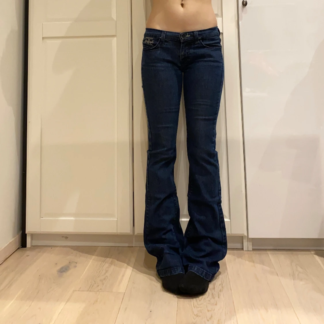 lågmidjade bootcut jeans💕 - 90