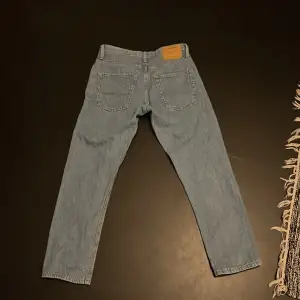 Jack& Jones Loose/chris jeans i storlek 29/30. Använda en gång