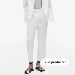 Linnebyxor  - Säljer dessa linnebyxor från HM!! De går till fötterna på mig som är 167 lång och superfin passform🙌🙌