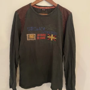 Napapurji tröja  - Medium Välanvänd 4/10 Nypris 900