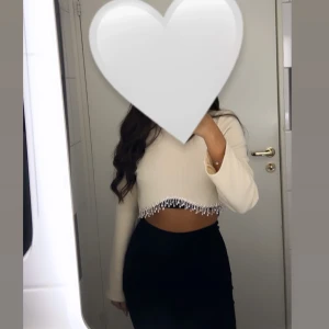 Beige tröja - Från zara storlek xs. 