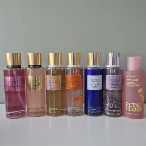 Victorias secrets mist - Först till kvarn.  Pure seduction & Bare vanilla 200:-/st De andra misten säljs för 100:-/st Hör av er vid frågor