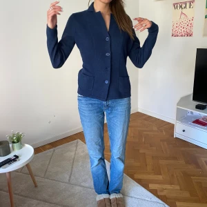 Kashmir cardigan - Jättesnygg Kashmir kofta med knappar, marinblå strl L från Cashmere collection Såå skön 