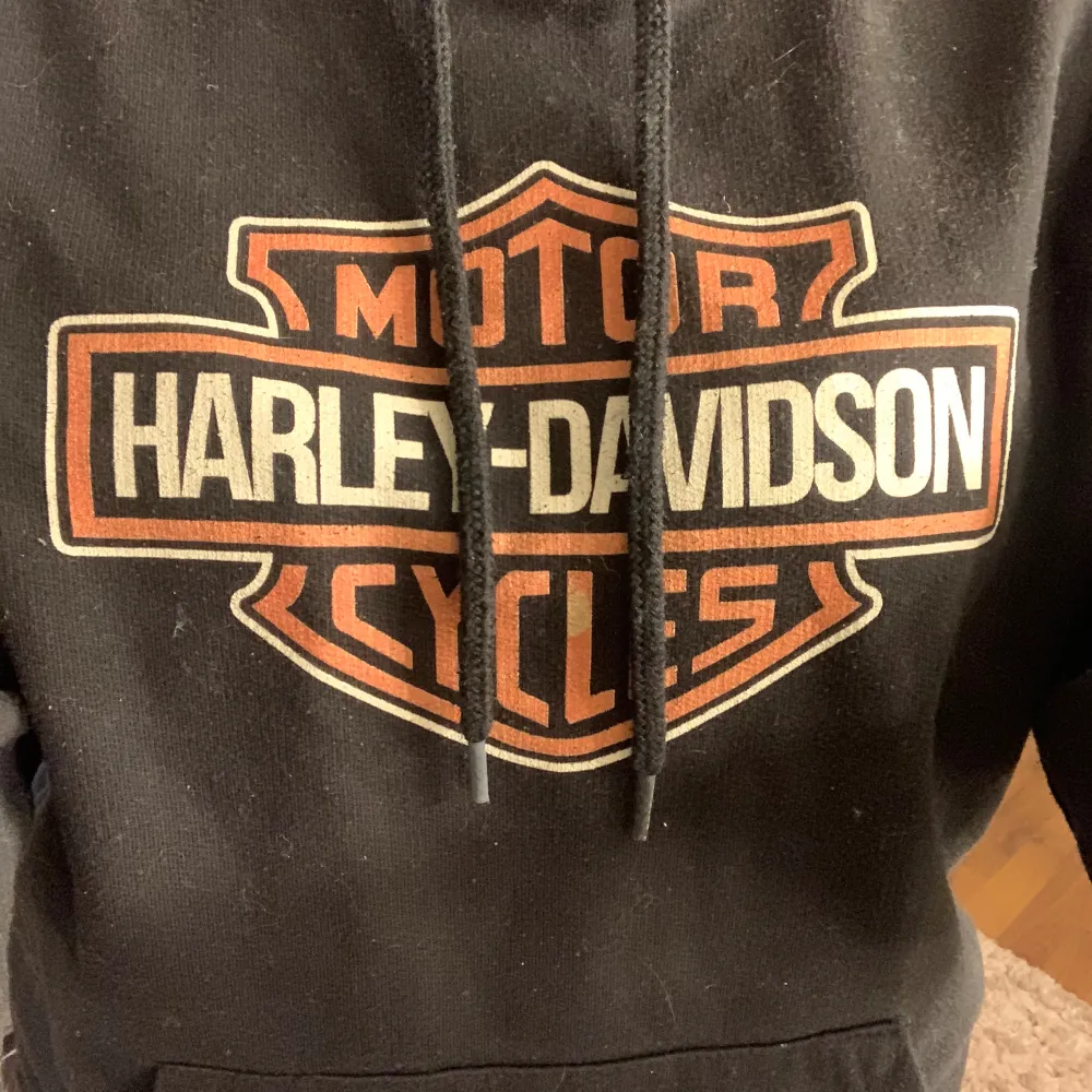 Harley Davidson motor cyckes hoodie. Passar både XS och S🥰 . Hoodies.