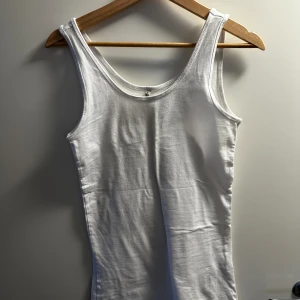 Linne från Only - Linne från Only i storlek M, passar som S