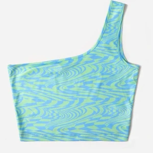 Off shoulder top - Super fin off shoulder top från shein som är använd max 1 gång! Använde den inte super mycket då jag insåg att jag inte gillar off shoulder toppar!