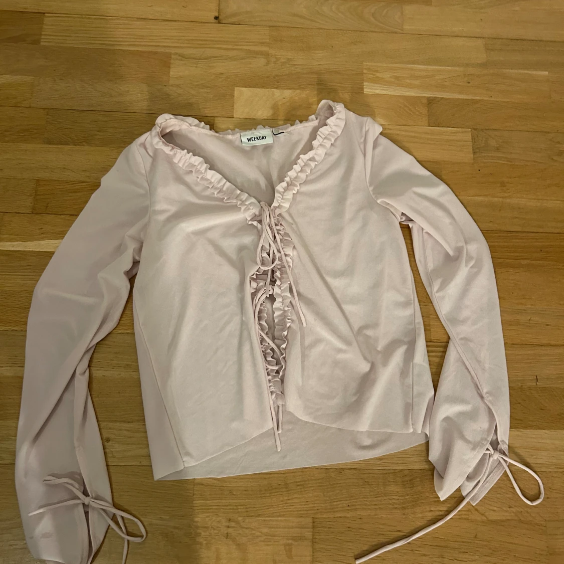 weekday tröja