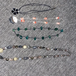 4st halsband  - 4st halsband 