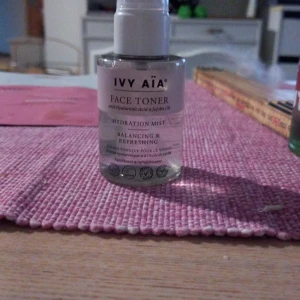 Ivy aia - Säljer min ivy aia face tonor skrev gärna om ni är intresserade 