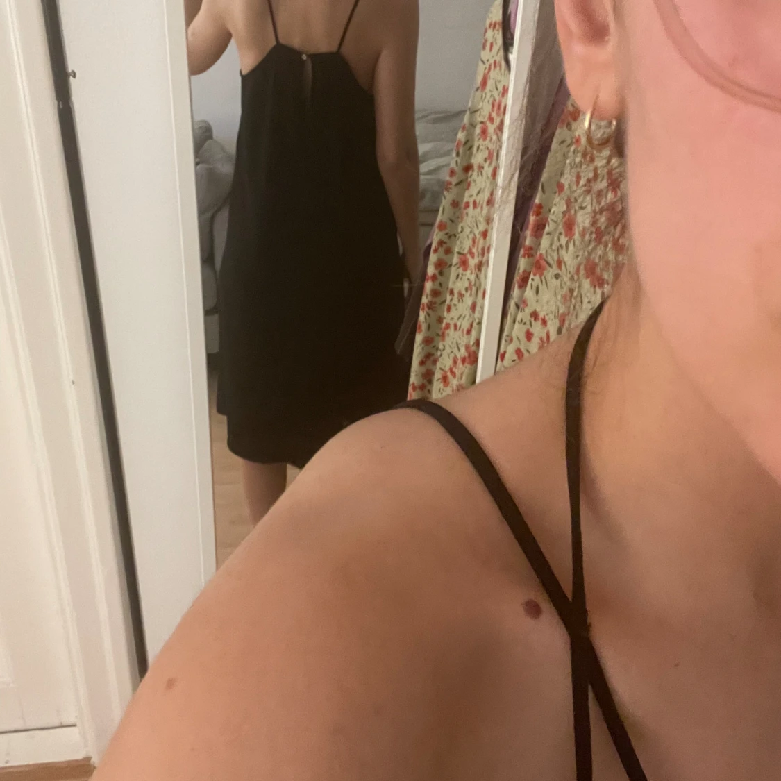 Svart klänning COS - 90