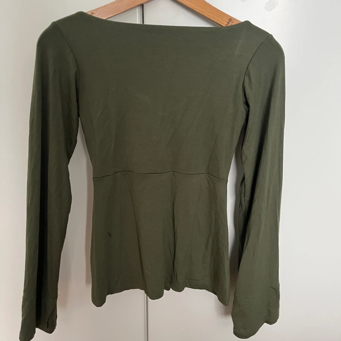 Blus med knytning - 91