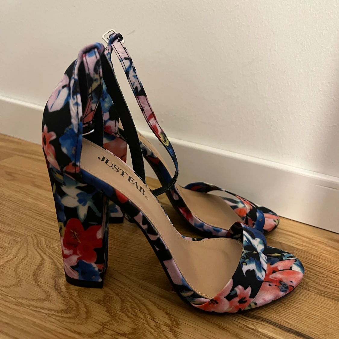 Klackar blommiga - 91