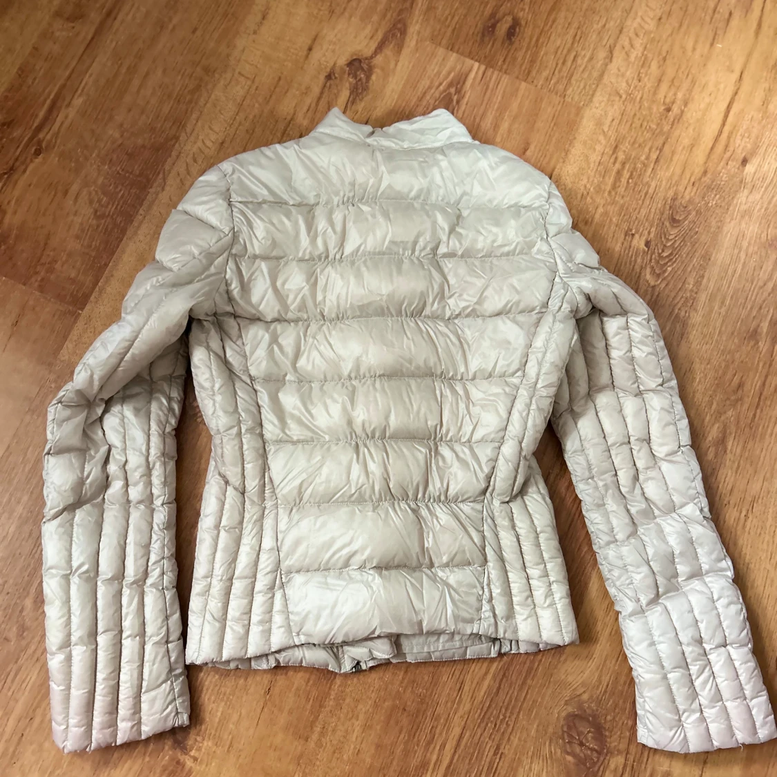 Calvin Klein dunjacka - 90