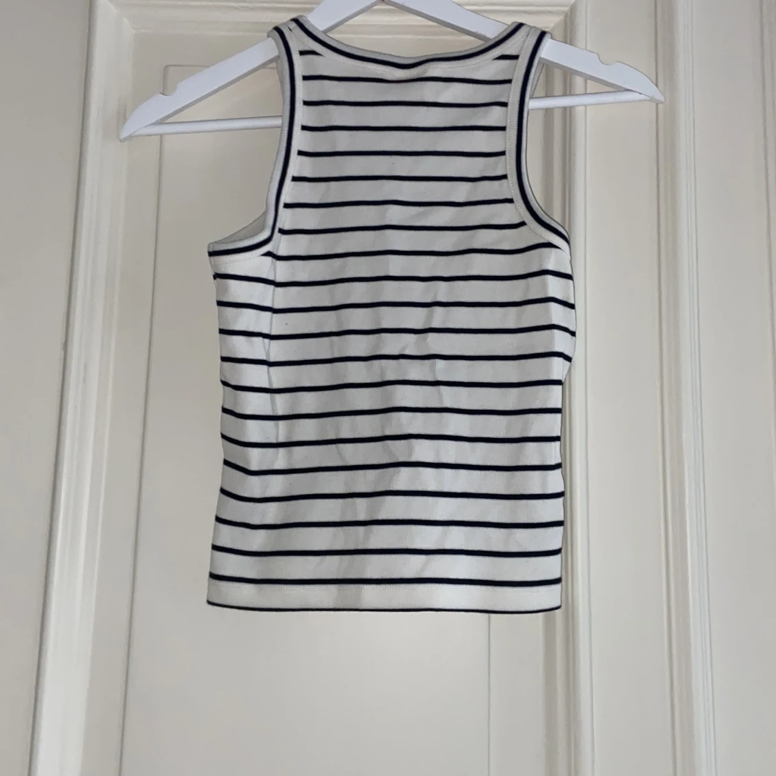 Randig topp från Lindex i storlek 146/152 men funkar absolut som magtröja om man har storlek XS och nedåt💘 - 91