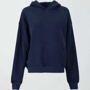 Marinblå hoodie - Säljer denna populära hoodien från Gina!!! Jättefint skick