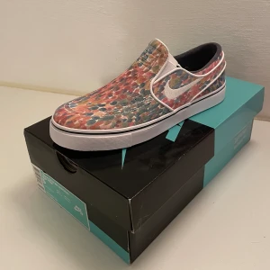 Nike Slipons - Helt nya 