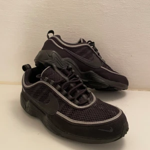 Nike Trainers - Använda 2ggr. Ingen låda tillkommer därav priset 