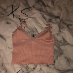 Linne  - Fins o hämta i Linköping även i Jönköping kan även posta betalning sker genom Swish eller kontant 🥰