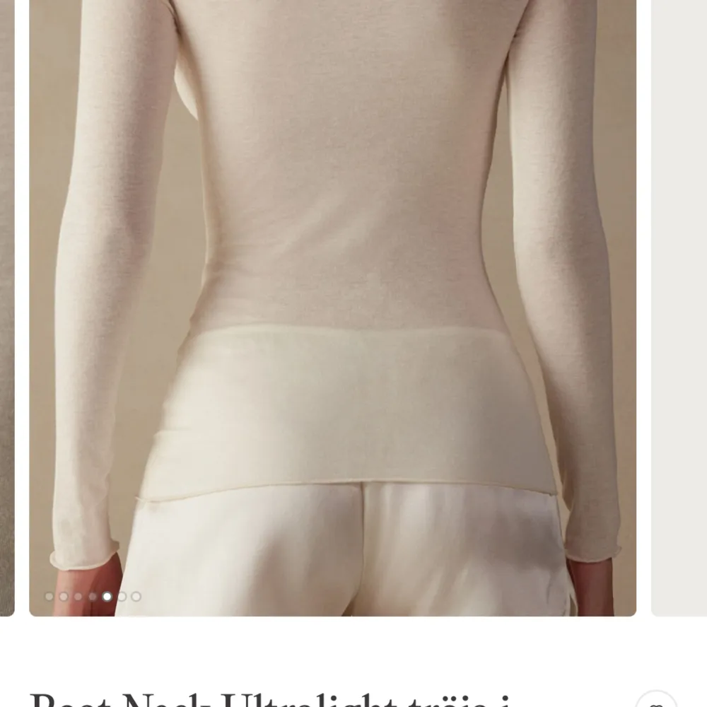 Jättefin vit/beige intimissimi tröja använd 2 ggr så typ i nyskick köptes för 450kr säljer för runt 300kr🤍🫶🏼🤍. Blusar.