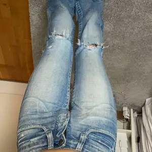 Jeans!❤️innerben: 81, midja: 37cm