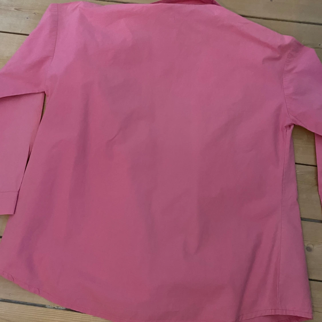 Rosa skjorta - 90