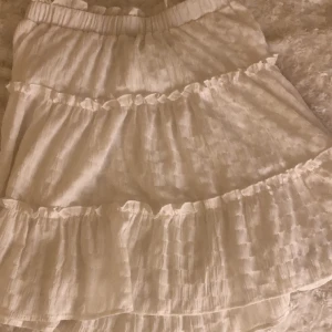 Söt kjol - Säljer denna söta kjolen💕 Storlek S