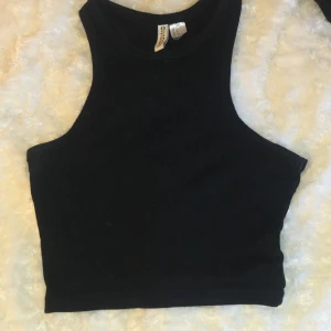 Linne  - Säljer detta gulliga linne från Hm💕 Är i storlek S💕