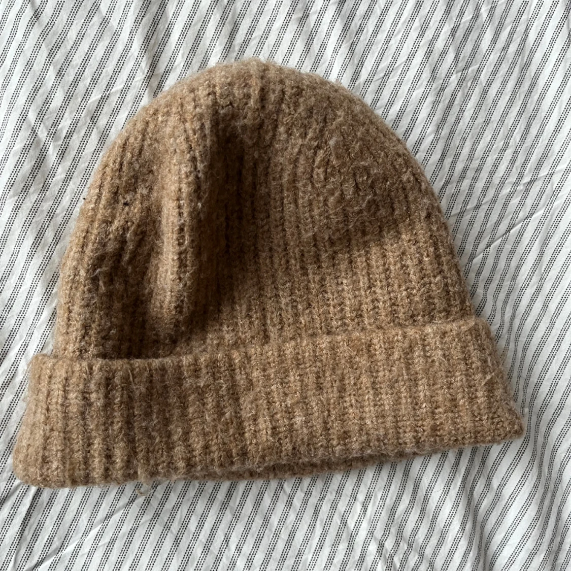 Beige hat Ginatricot / mössa
