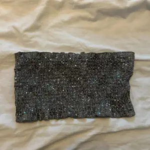 Kort bandeau topp med glitter, strl S💕