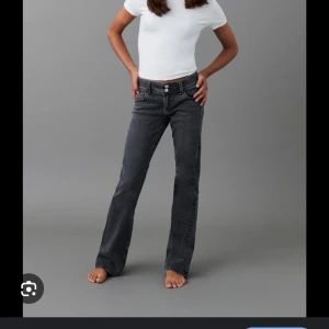 Gråa Gina Young Jeans - Intressekoll på mina jeans i strl 146 men i TALL VERSIONEN så det är längre ben på dem. 