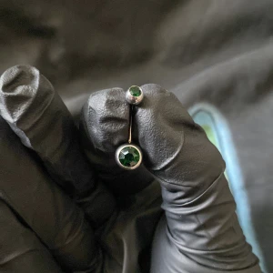 Navel piercing  - Oanvänd navel piercing  Kan skickas med frimärke 18kr🥰