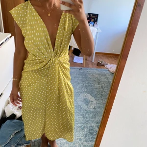 Prickig klänning  - I bra skick ❤️‍🔥