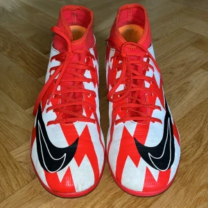 Nike Mercurial CR7 skor - Sparsamt använda Nike mercurial CR7 fotbolls skor. 