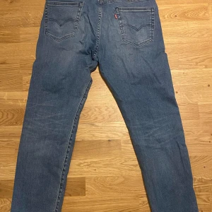 Levis jeans - Jeans Levis 