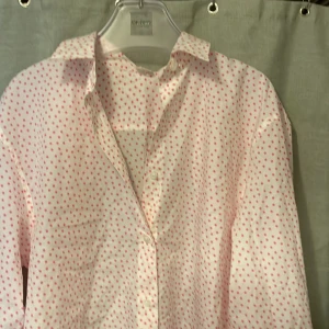 Ocersize skjorta  - Oversize skjorta från arket. Använd 1 gång. 