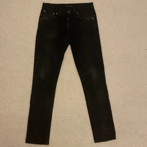 Nudie jeans  - Hej! Säljer nu dessa super snygga nudie jeans. Toppskick! Inga defekter. Modellen heter lean Dean. Sitter slim 