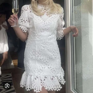 Söker - Söker denna klänningen från Åberg copenhagen. Skriv jätte gärna ifall ni har denna. 🙏🙏